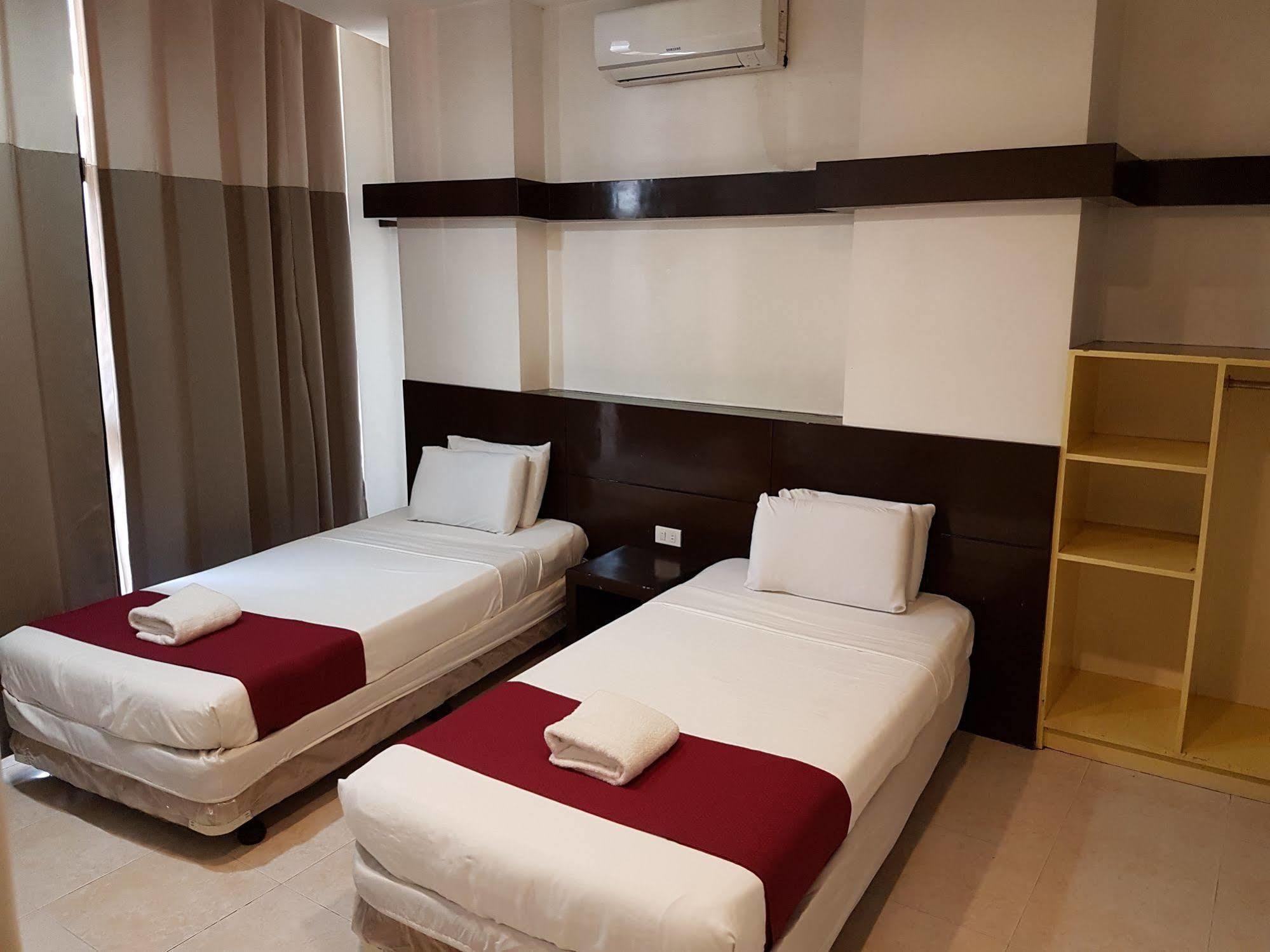 Ong Bun Pension House Илоило Экстерьер фото