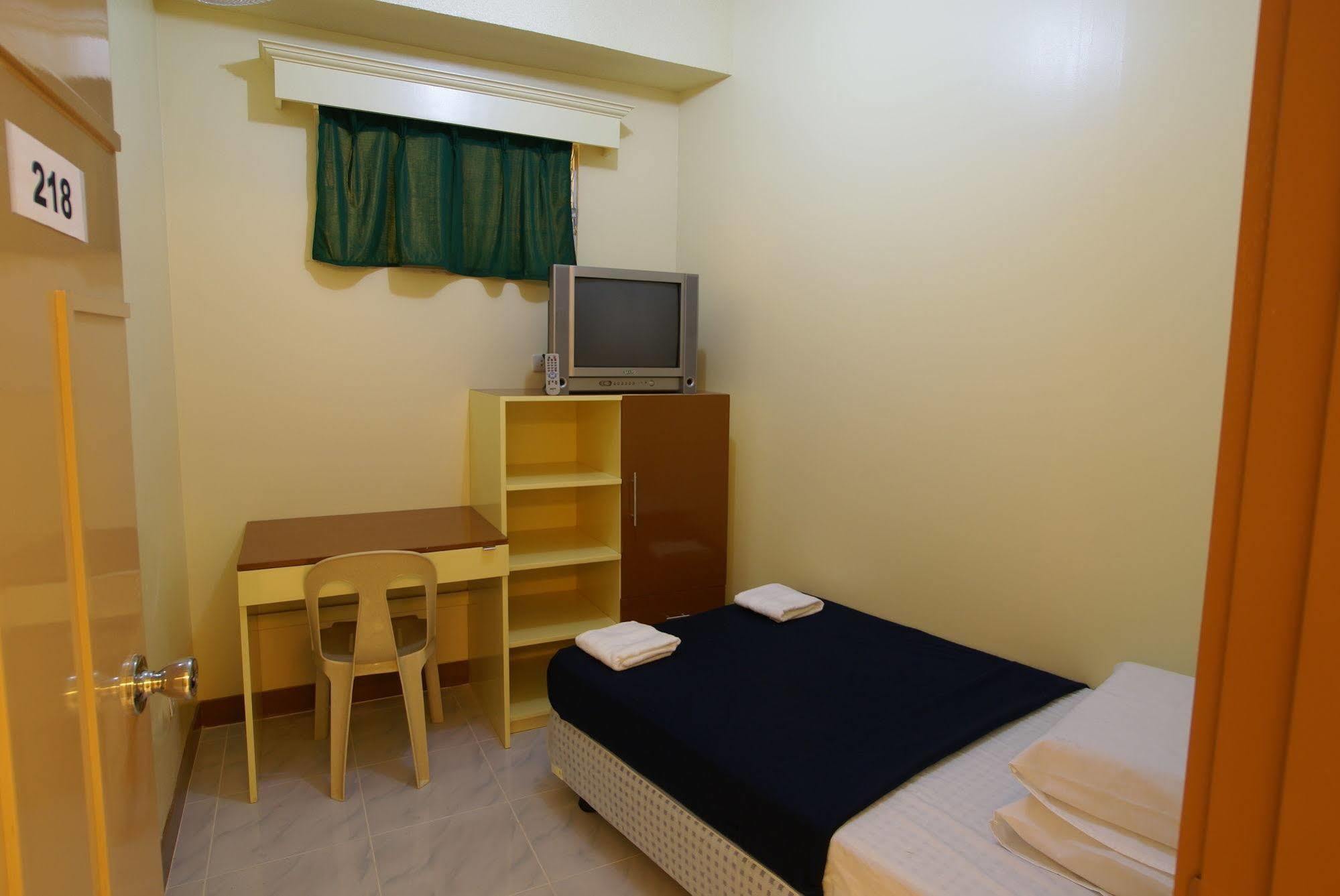 Ong Bun Pension House Илоило Экстерьер фото